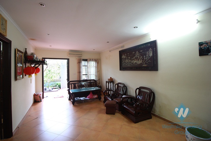Vietnamese style house for rent in Tay Ho area